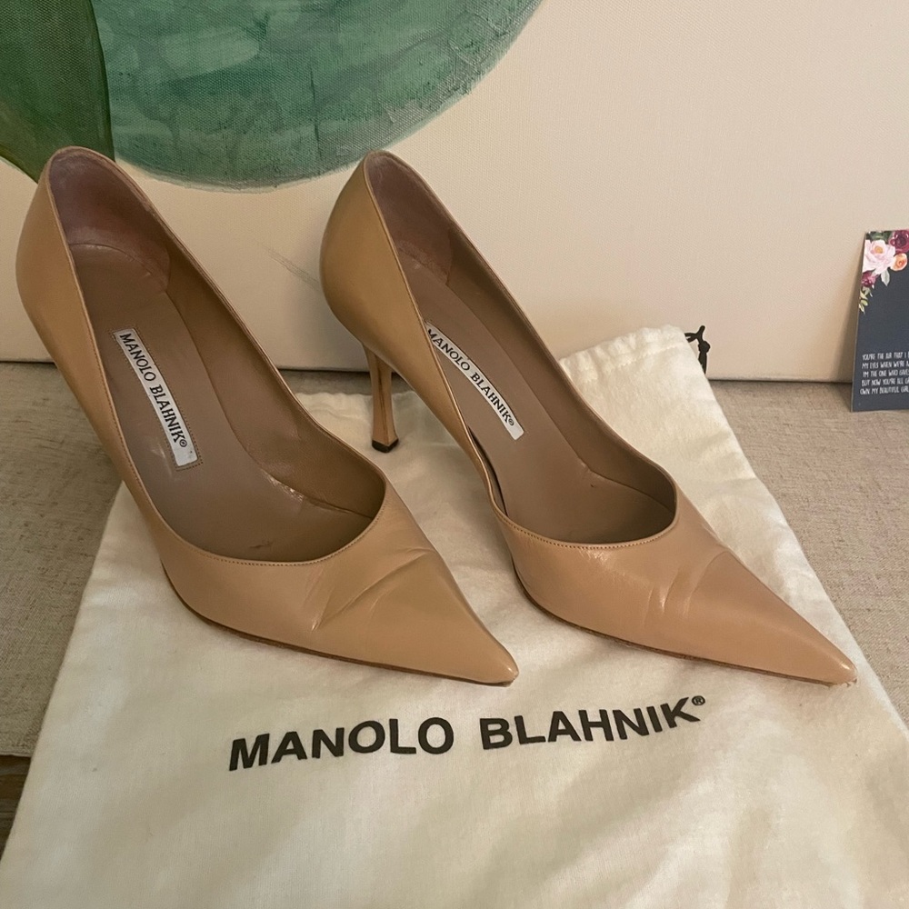 Manolo Blahnik Pumps